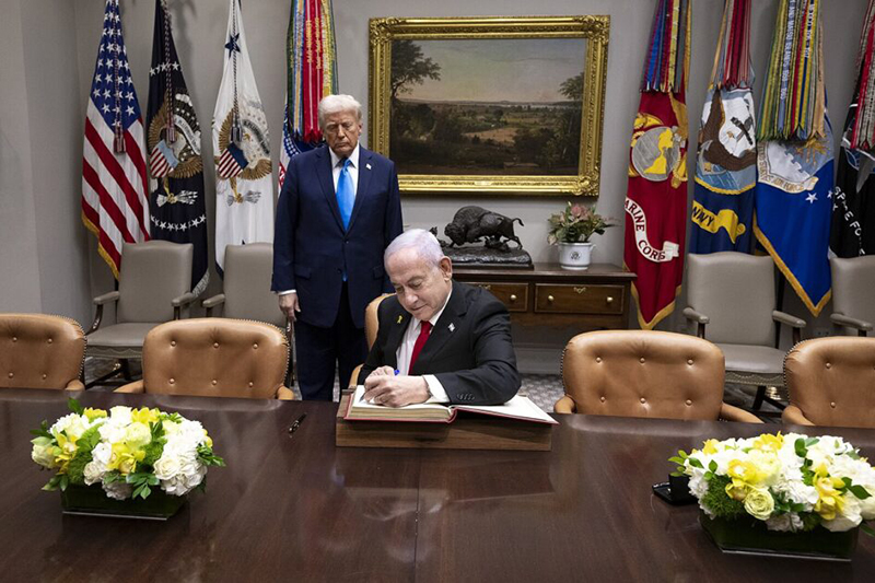 Donald_Trump_and_Benjamin_Netanyahu_at_White_House_2025_1-945×630
